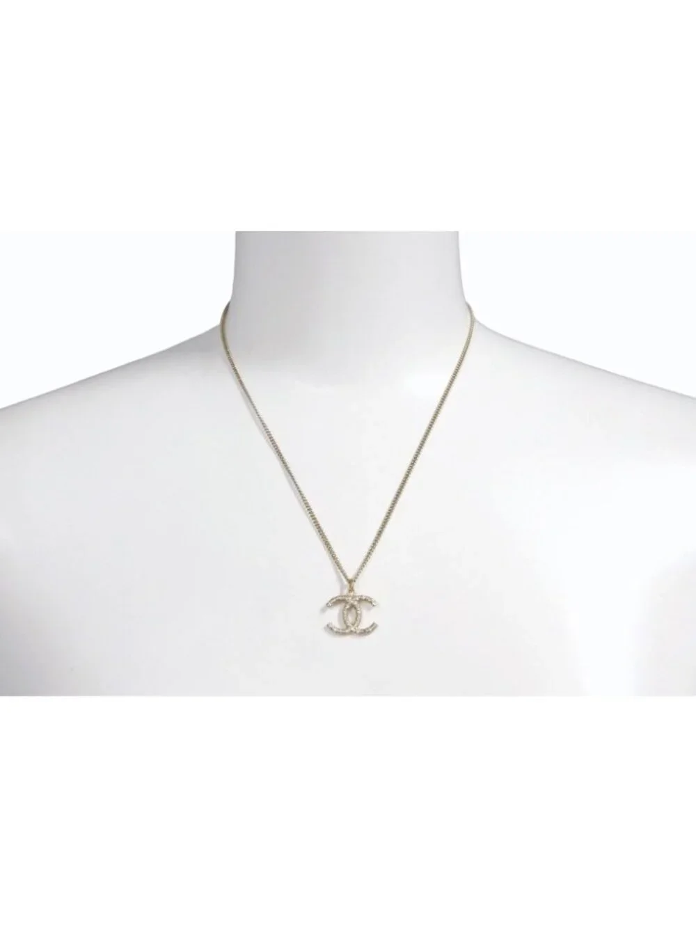 Chanel CC Logo Necklace Rhinestone Gold 08c